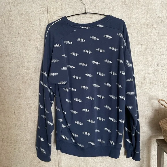 Adidas Crewneck - Picture 3 of 3